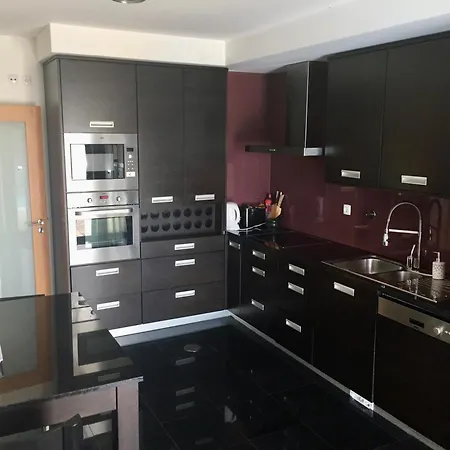 Vn Mountain Views Porto