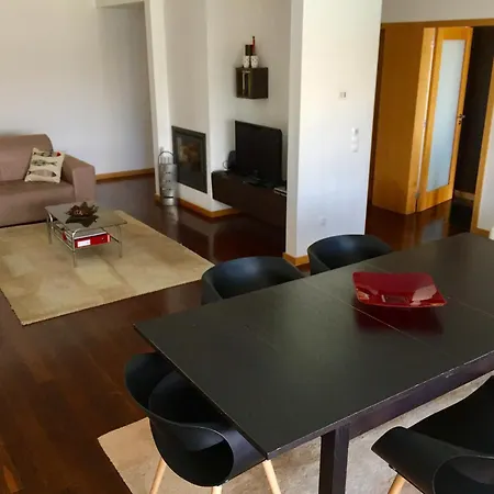 Vn Mountain Views Porto